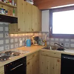 Barlangia Apartment